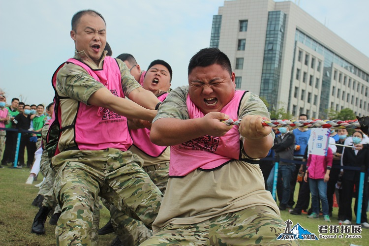 武漢天河機(jī)場(chǎng)安康杯拔河比賽