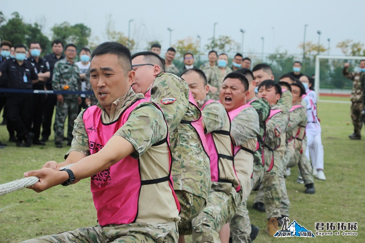 武漢天河機(jī)場(chǎng)安康杯拔河比賽